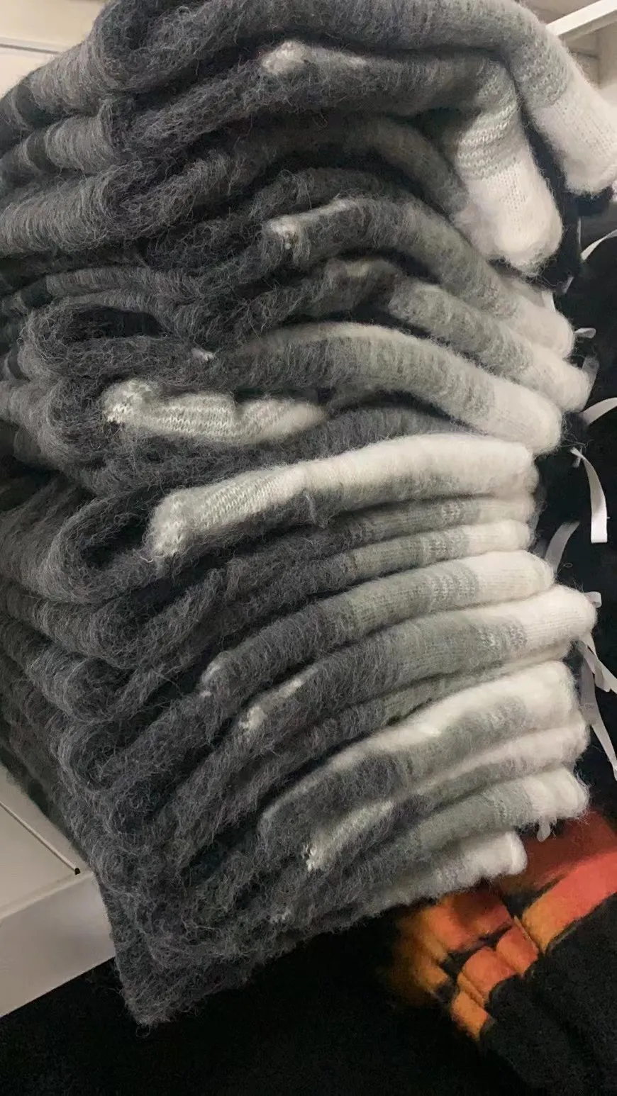 💯OFFWHITE mohair series, continues to be output. The aging may be slower at any time, but the quality remains the same. The strongest on the surface, and will not accept any rebuttal!